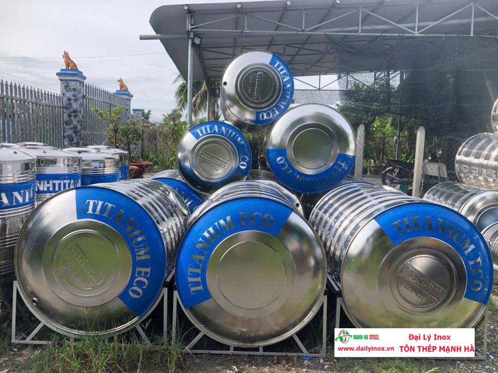 Bồn nước inox trong thi công nhà xưởng