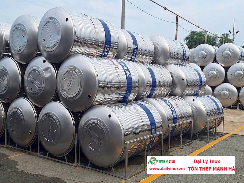 Bồn nước inox trong thi công nhà xưởng