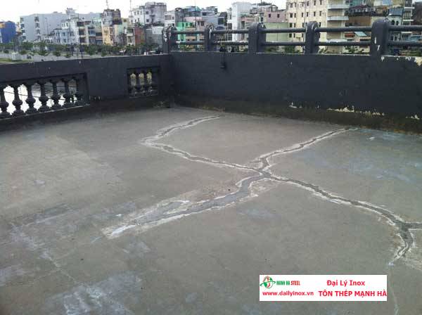 Cách chống thấm sân thượng bằng xi măng có hiệu quả?