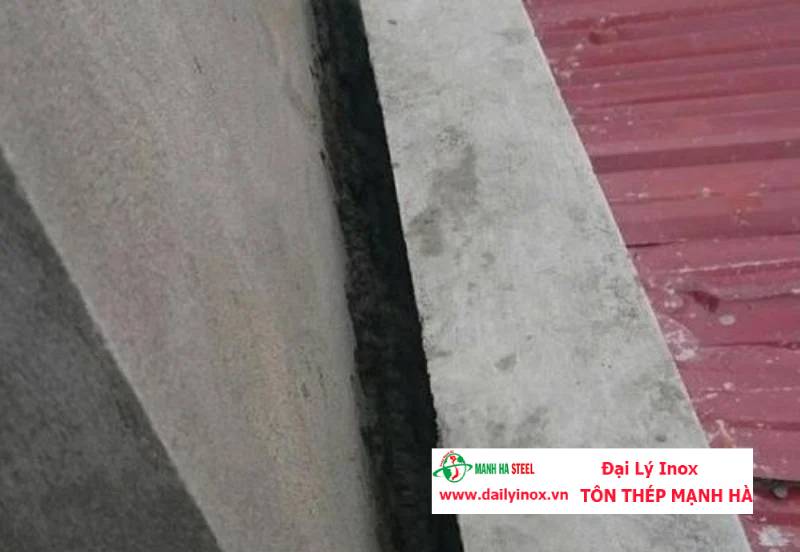 Cách chống thấm khe tiếp giáp giữa hai nhà liền kề hiệu quả