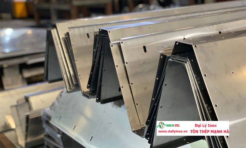 Gia công máng xối inox theo bản vẽ kỹ thuật