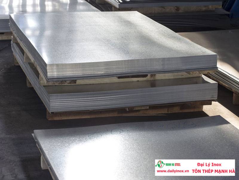 Inox 410 – Cứng, Chịu Mài Mòn Tốt