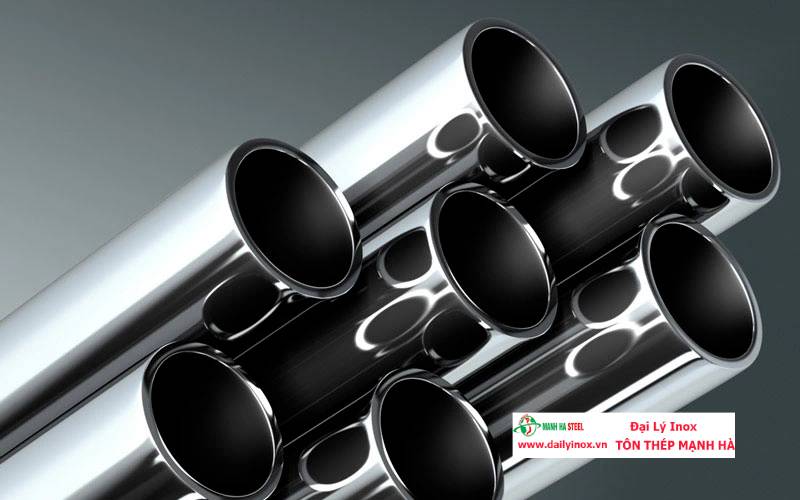 Inox và thép: So sánh hai vật liệu phổ biến trong xây dựng