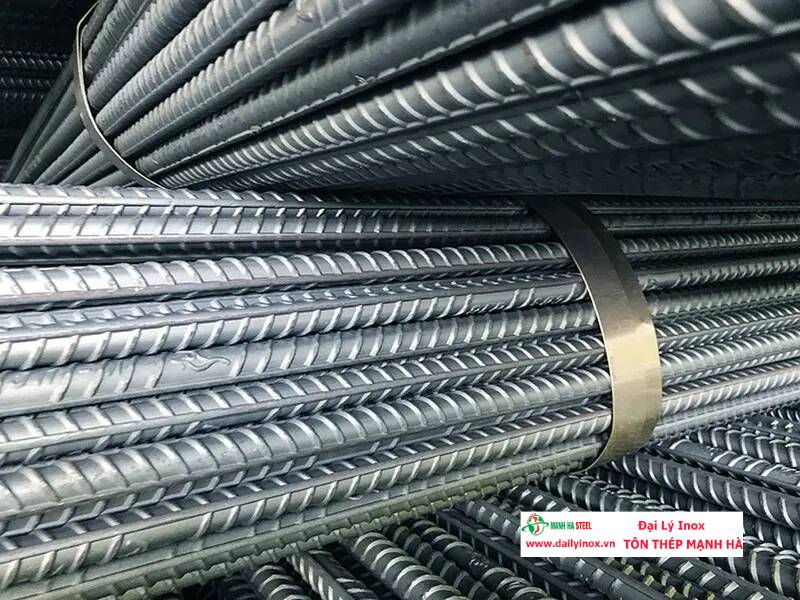 Inox và thép: So sánh hai vật liệu phổ biến trong xây dựng