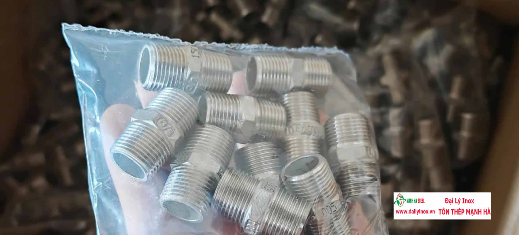 Kép hai đầu ren inox