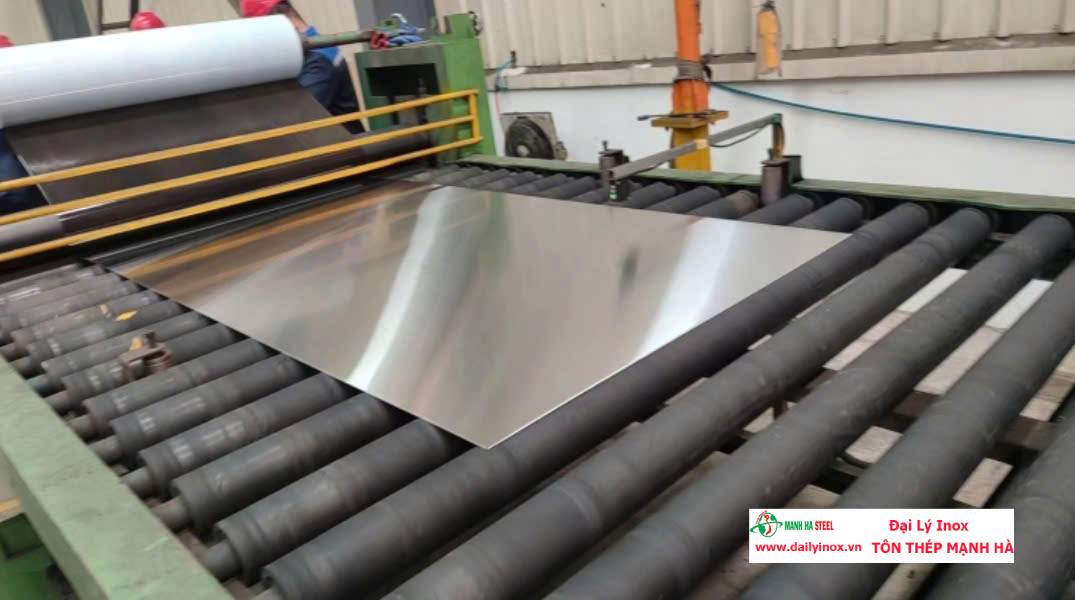 Kiểm Định Chất Lượng Inox – Tại Sao Cần Thiết?