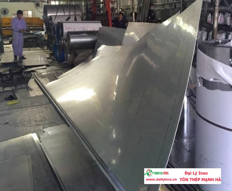 Kiểm Định Chất Lượng Inox – Tại Sao Cần Thiết?