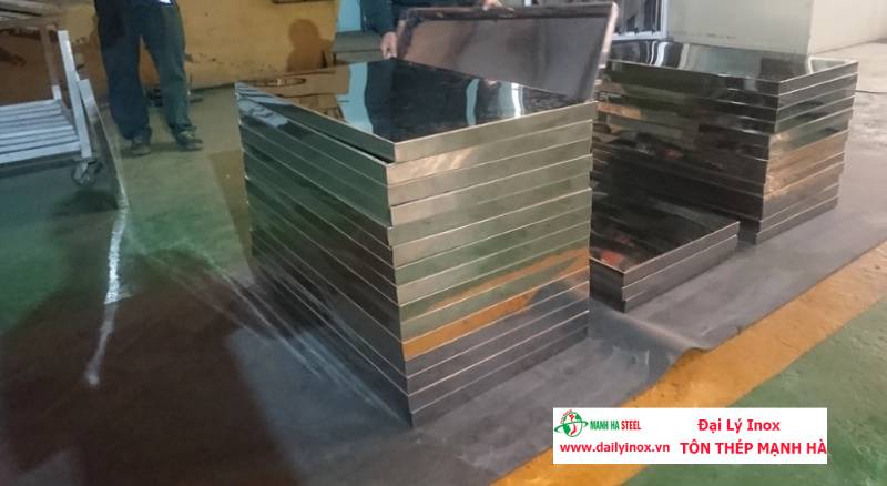 Lợi ích của việc sử dụng inox mạ PVD trong thiết kế kiến trúc