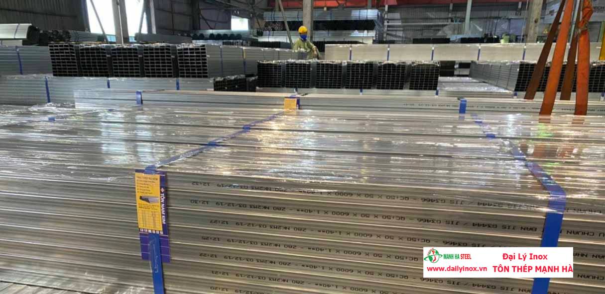 Lưu ý bảo quản hộp inox tại công trường