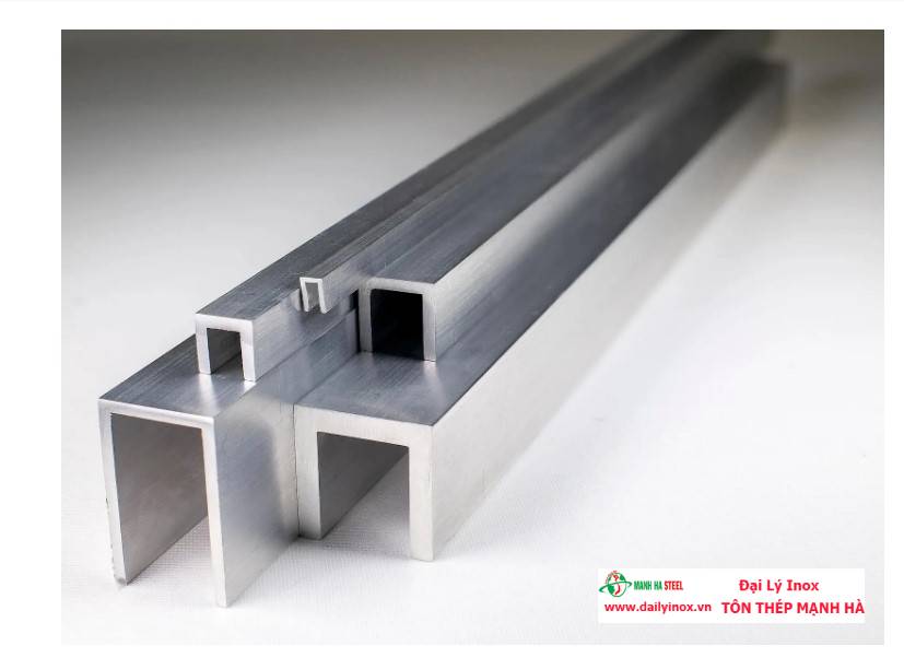 Mạnh Hà Steel là đơn vị nhập trực tiếp U đúc inox, không thông qua trung gian thương mại.