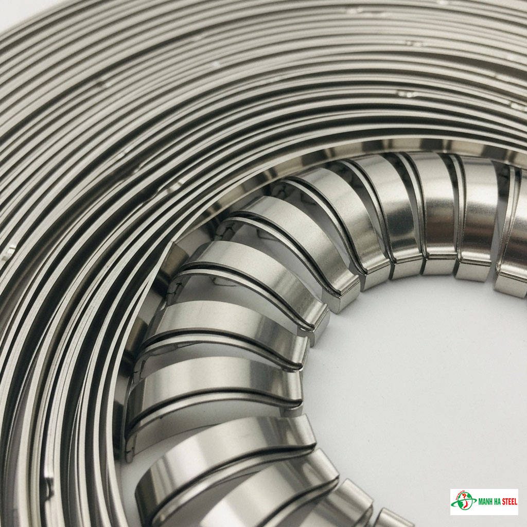 Mẫu chấn sóng cửa sổ inox hình cung