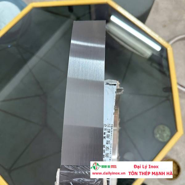 Nẹp Inox Lập Là 50mm