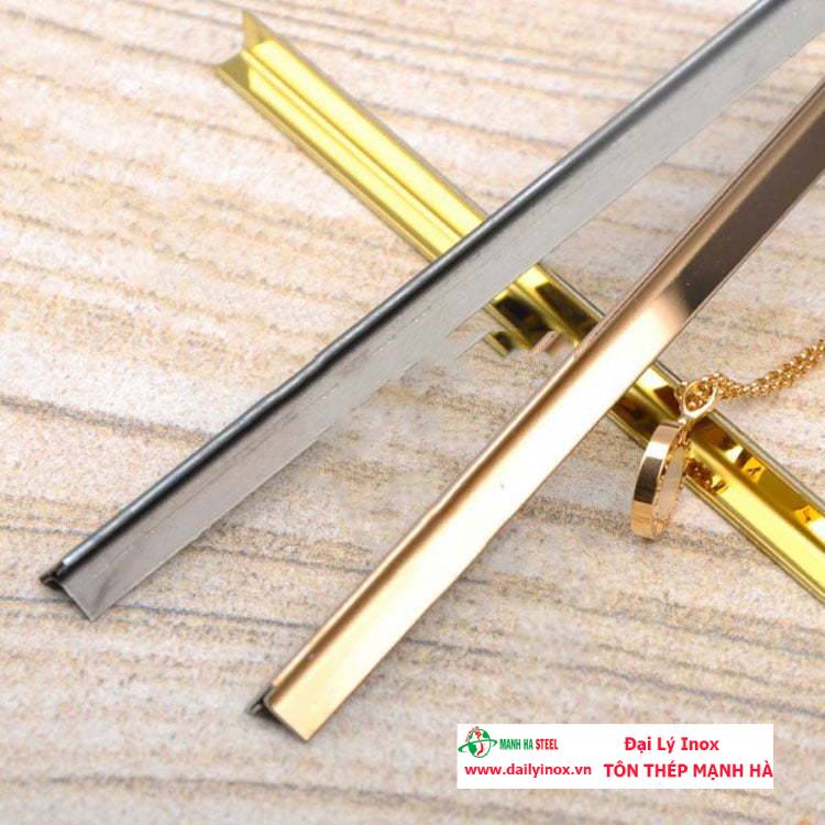 Nẹp Inox T8