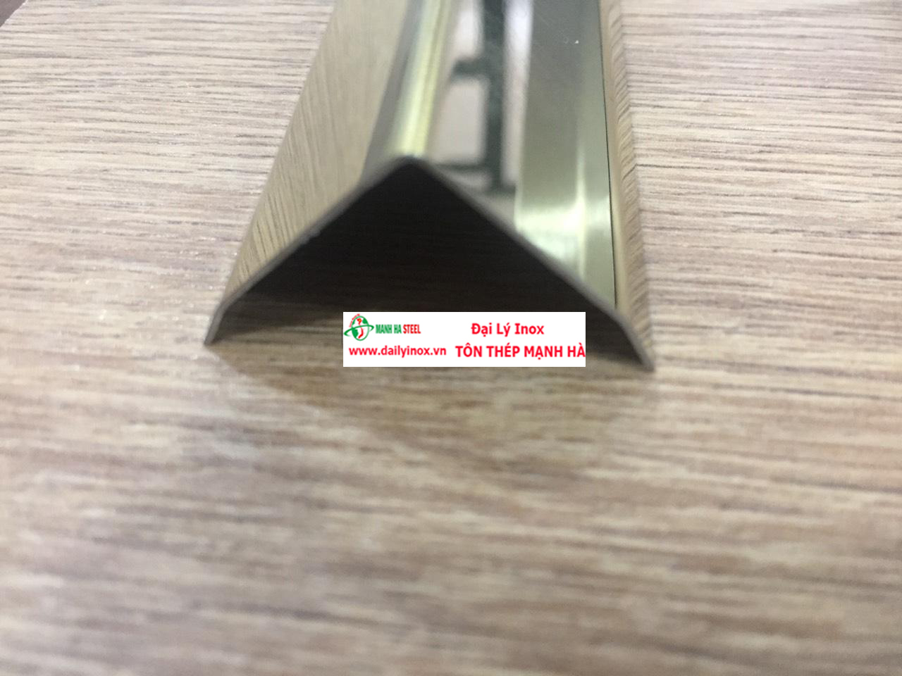 Nẹp V Inox Màu - 01