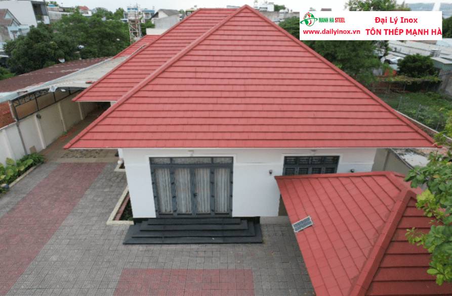 Ngói rìa là gì? Hướng dẫn lợp ngói rìa đúng kỹ thuật