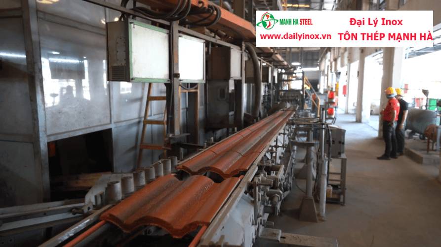 Ngói xi măng là gì? Có tốt không? Ưu, nhược điểm và phân loại