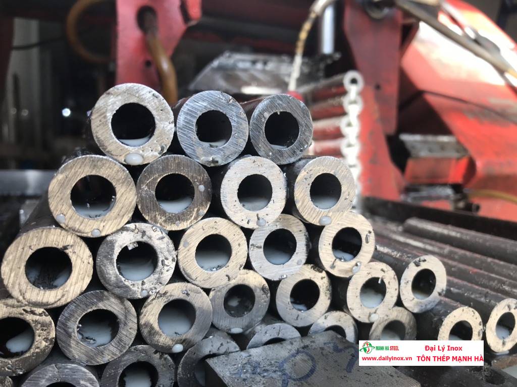 Ống đúc inox dùng trong thực phẩm cần tiêu chuẩn gì?