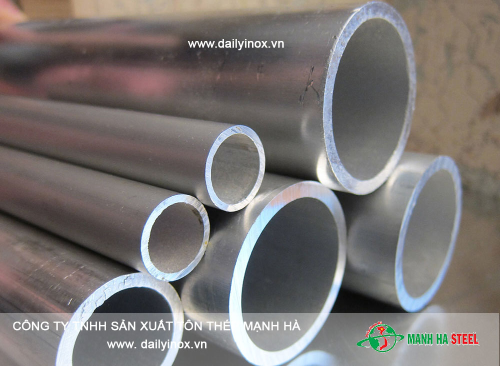 Ống đúc inox Trung Quốc 700 mm, Ống thép đúc inox Trung Quốc 700 mm