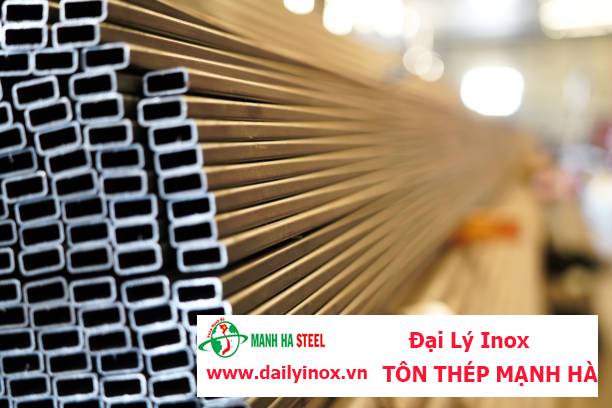 Ống inox hộp Đại Dương 10×50 (201/304/410/430)