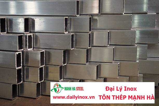 Ống inox hộp Đại Dương 15×20 (201/304/410/430)