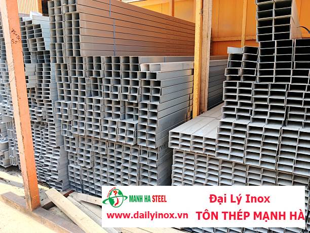 Ống inox hộp Đại Dương 20×30 (201/304/410/430)