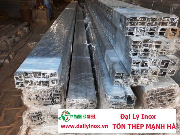 Ống inox hộp Đại Dương 20×30 (201/304/410/430)