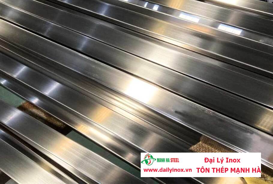 Ống inox hộp Đại Dương 25×75 (201/304/410/430)