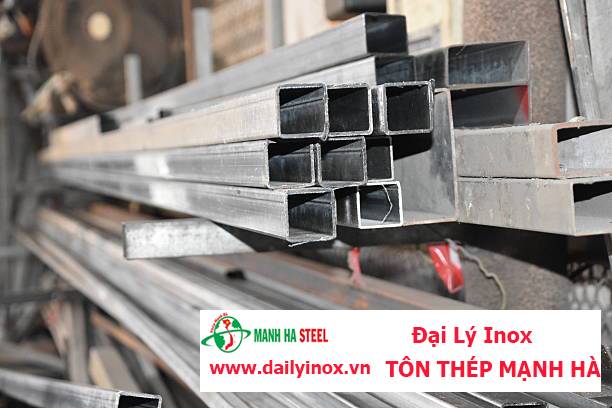 Ống inox hộp Đại Dương 30×30 (201/304/410/430)