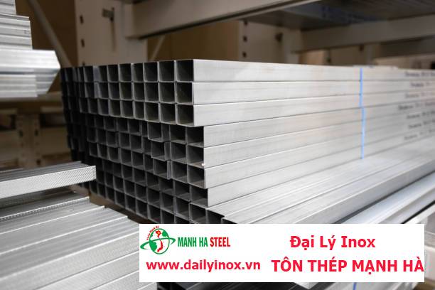 Ống inox hộp Đại Dương 35×35 (201/304/410/430)