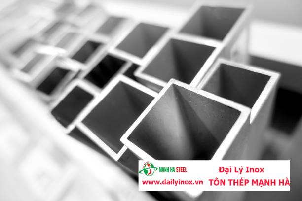 Ống inox hộp Đại Dương 60×60 (201/304/410/430)