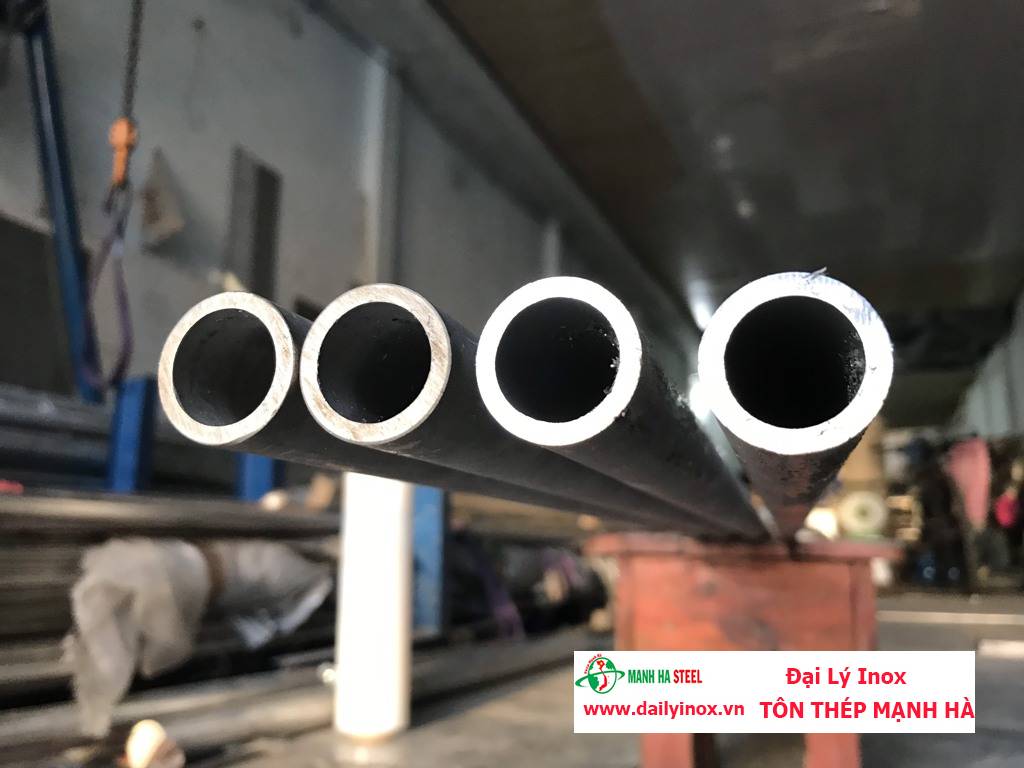 Ống inox tròn Đại Dương phi 27.2 mm