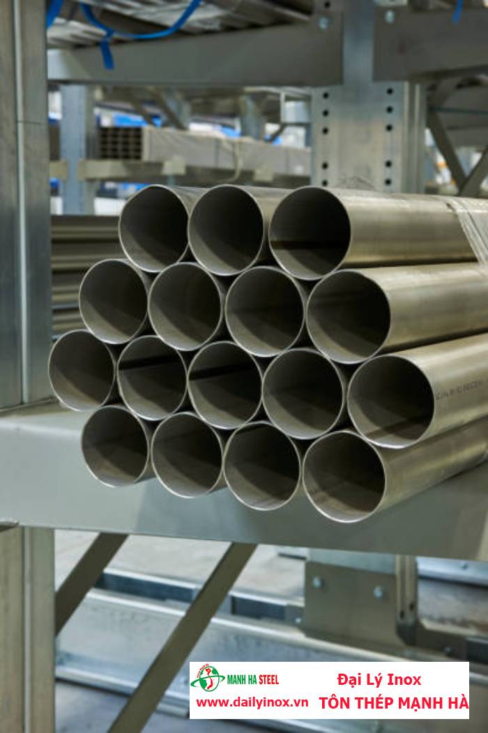 Ống inox tròn Gia Anh phi 30.0 mm