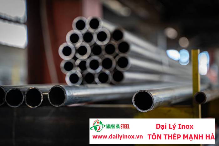 Ống inox tròn Gia Anh phi 9.5 mm