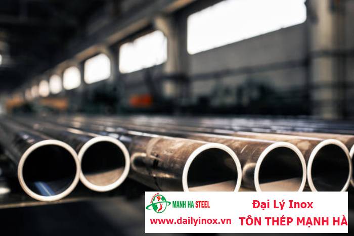 Ống inox tròn Hòa Bình phi 101.6 mm