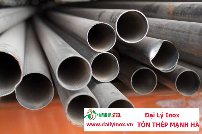 Ống inox tròn Hòa Bình phi 63.5 mm