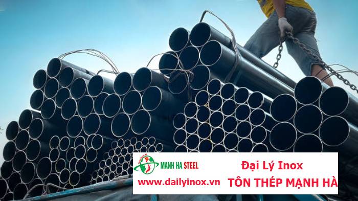 ong-inox-tron-nam-phat-phi-31-8-mm