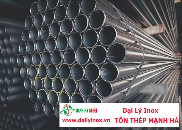 ong-inox-tron-nam-phat-phi-31-8-mm