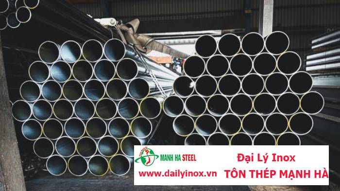 ong-inox-tron-nam-phat-phi-31-8-mm