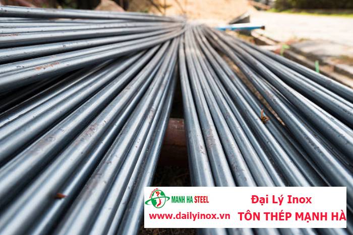 Ống inox tròn Nam Phát phi 42.7 mm