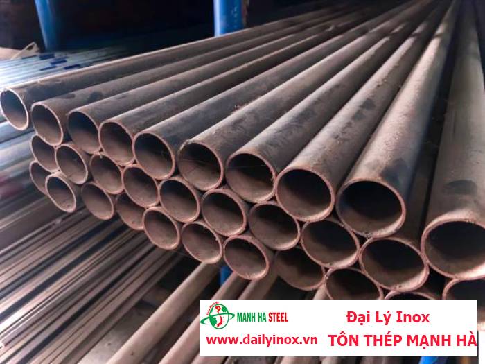 Ống inox tròn Nam Phát phi 42.7 mm