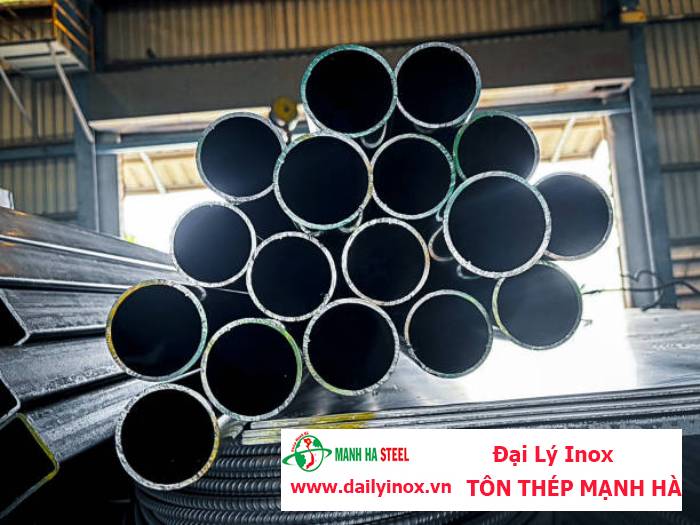 Ống inox tròn Nam Phát phi 60.5 mm