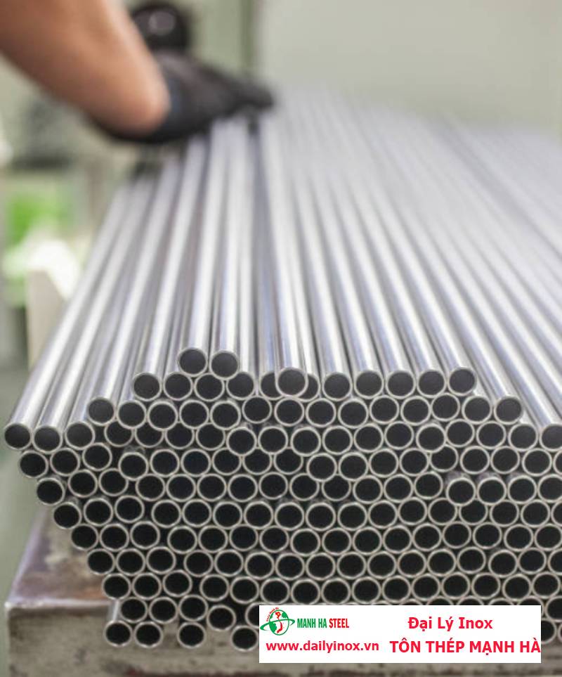 Ống inox tròn Sơn Hà phi 19.1 mm