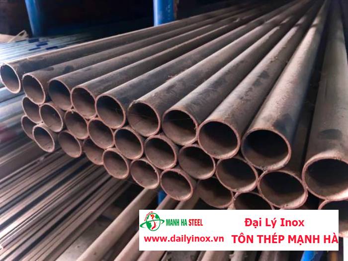 Ống inox tròn Tiến Đạt phi 42.7 mm