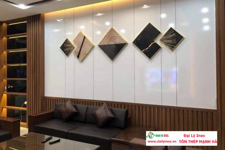 15+ mẫu vách ốp tường trang trí phòng khách đẹp, hiện đại 2025