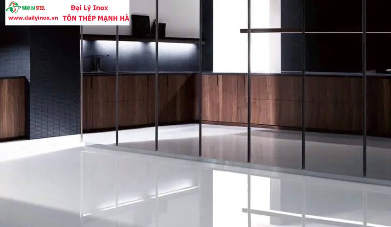 So sánh inox bóng gương 6k và 8k? Nên dùng loại nào?