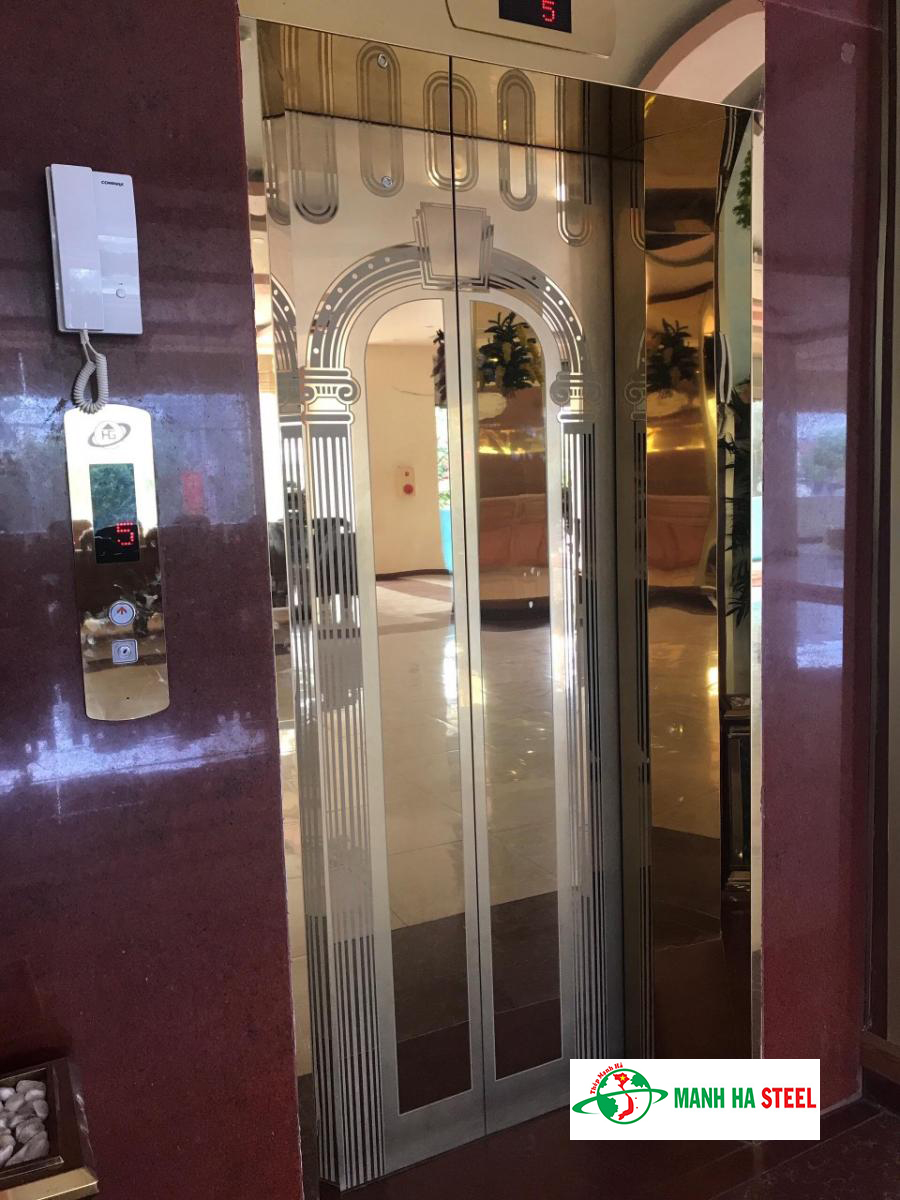 Tấm cửa cabine Cổng Vòm