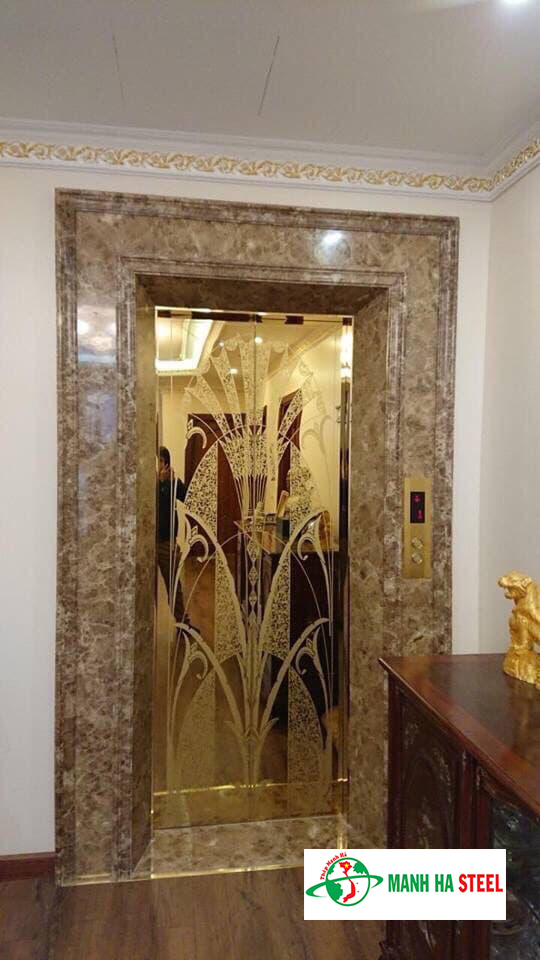 Tấm cửa cabine Rẻ Quạt