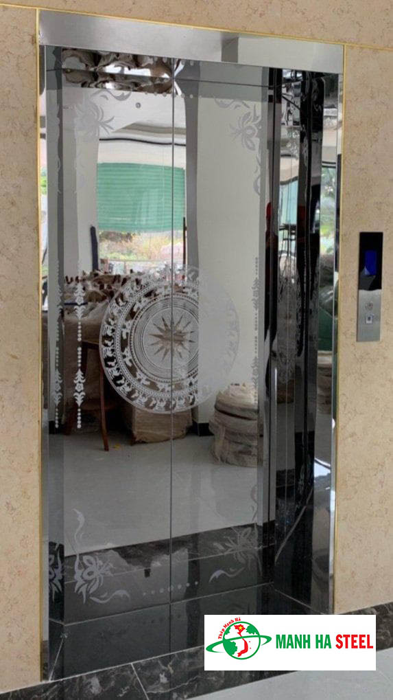 Tấm cửa cabine Trống Đồng