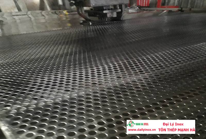 Tấm Inox Đục Lỗ 04