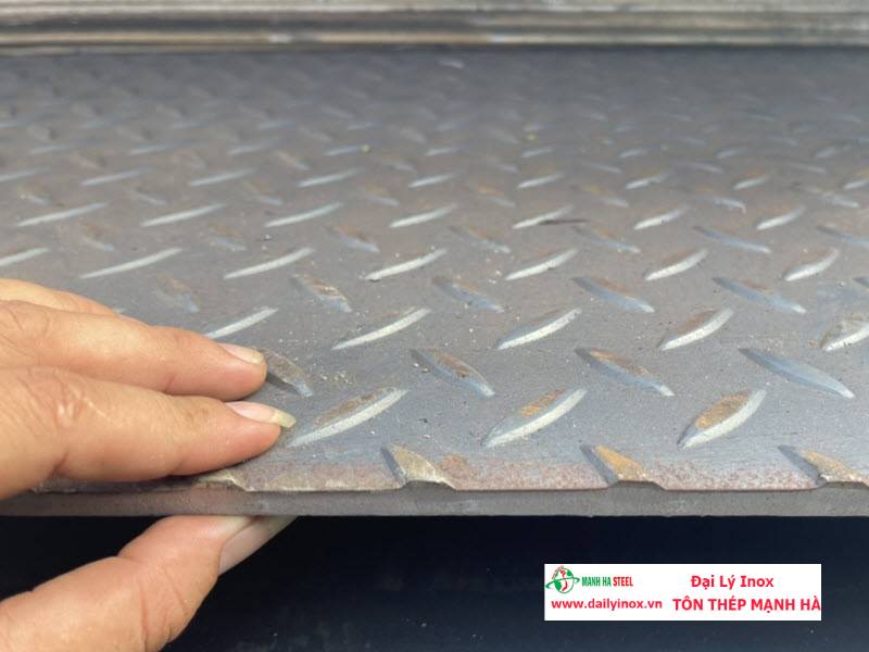 Tấm inox gân tiêu chuẩn ASTM JIS EN GB/T